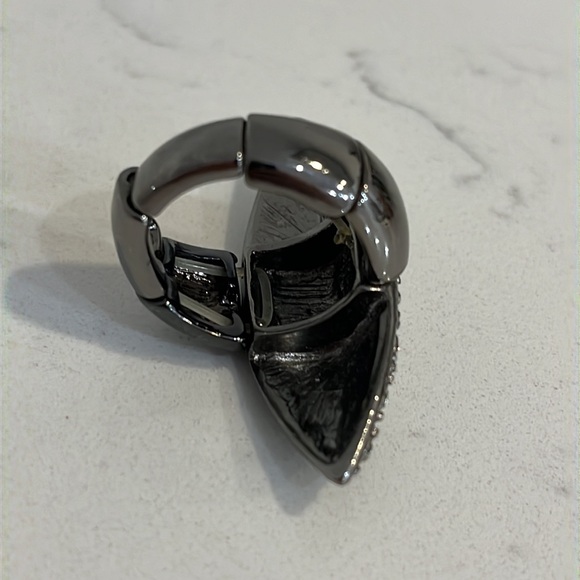 BCBG RING - Picture 2 of 5